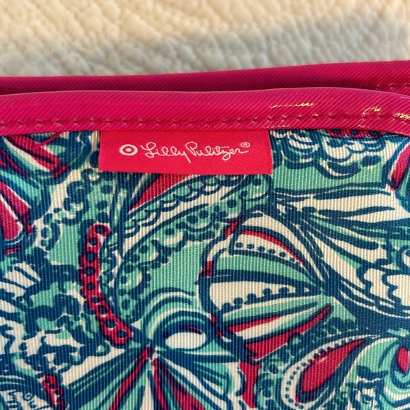 Lilly Pulitzer Travel Make Up Bag π - Picture 2 of 9